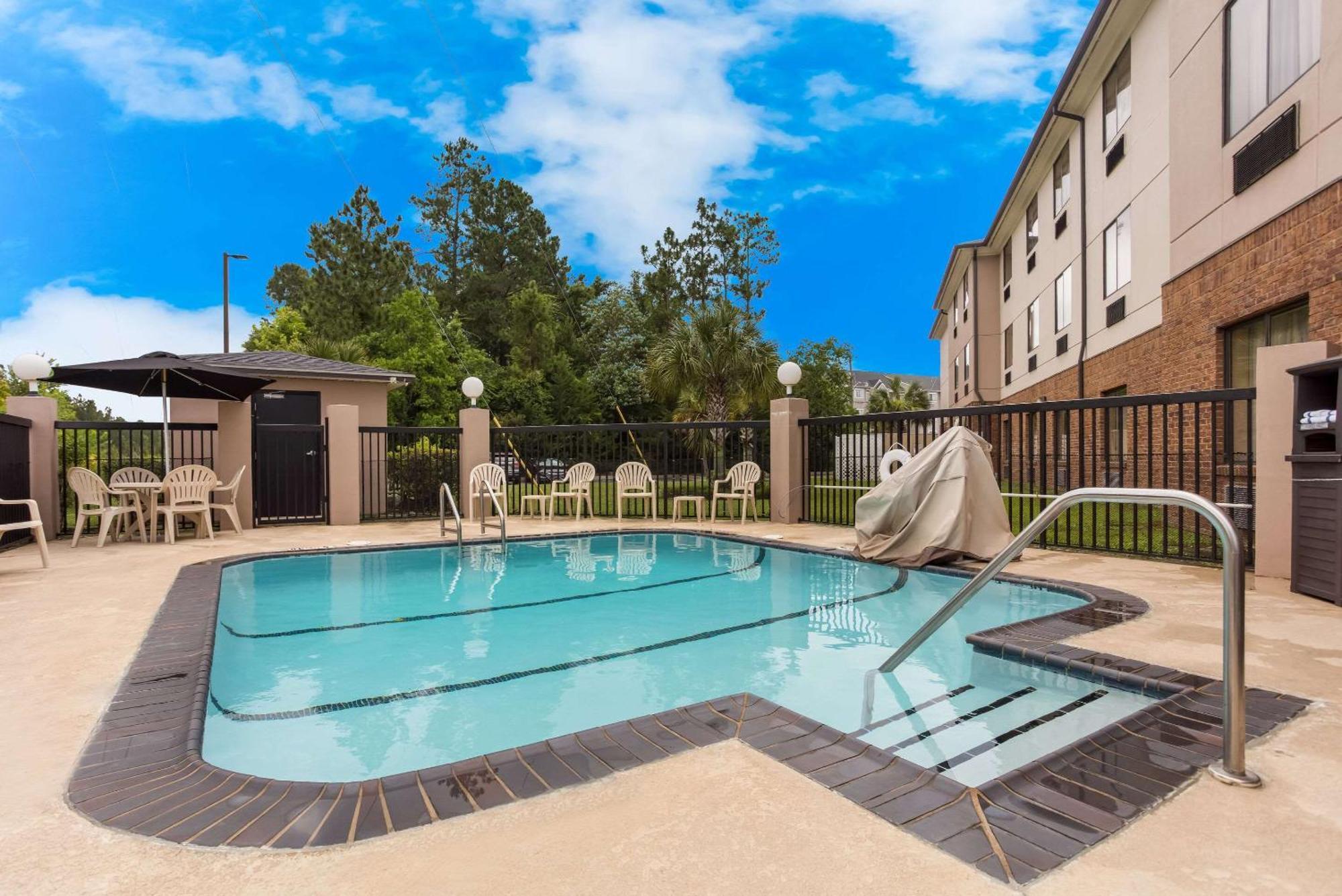 Comfort Suites North Mobile Saraland Luaran gambar